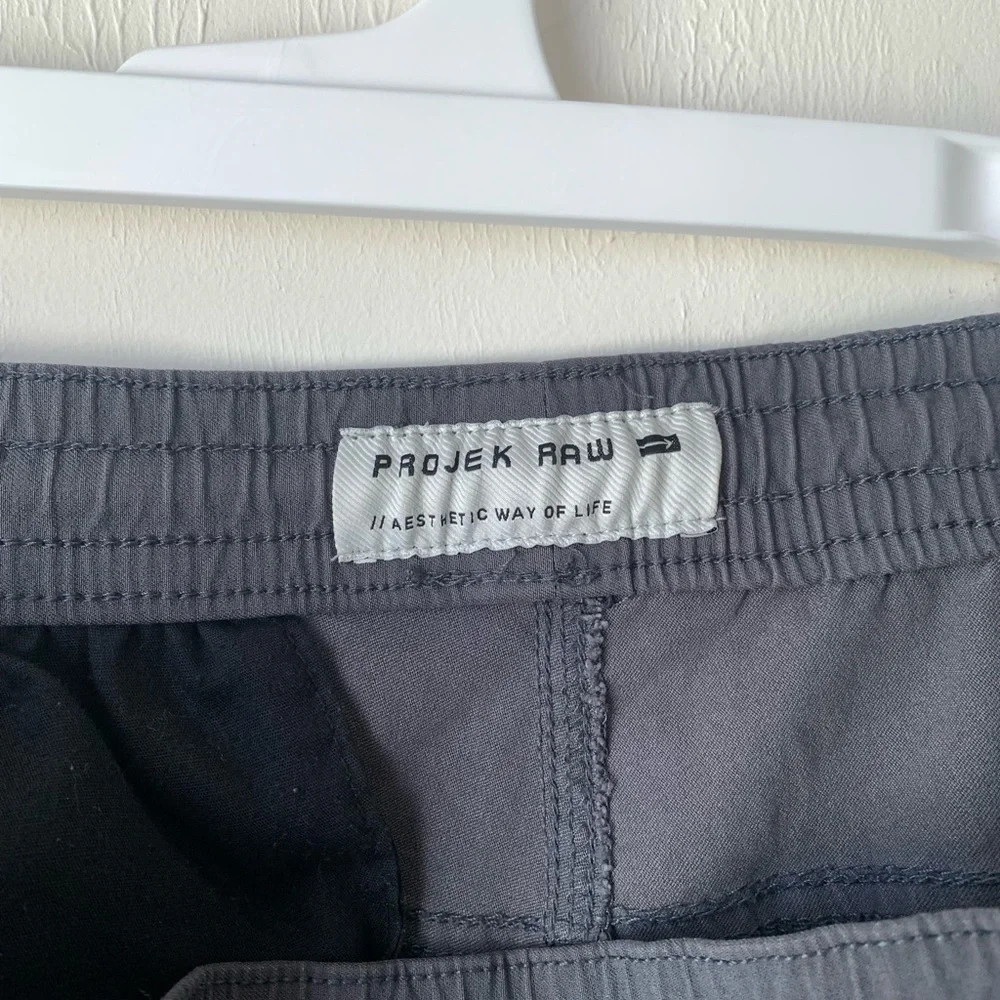 PROJEK RAW Men’s Grey Joggers,With drawstrings, tapered legs and,leg pockets - Picture 9 of 9